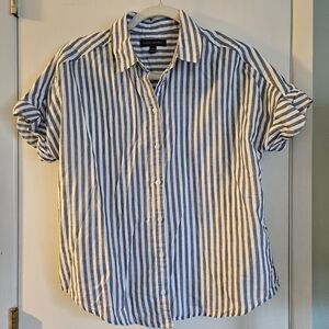 Banana Republic Blue and White Striped Button-Down Shirt